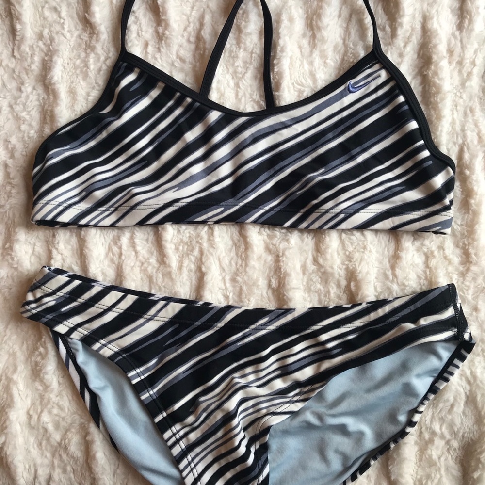 Sport suit